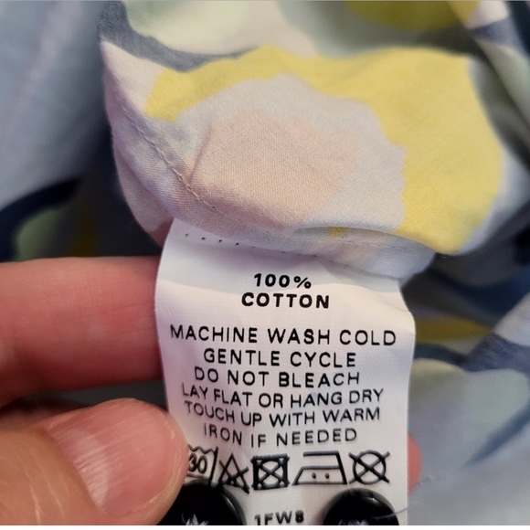 HAMMER MADE Button Down Dress Shirt.
Size 42/16.5. Made in Italy. - Picture 7 of 10